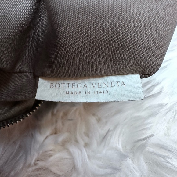 Bottega Veneta Pyramid Intrecciato Nappa Shoulder Bag - Picture 15 of 15